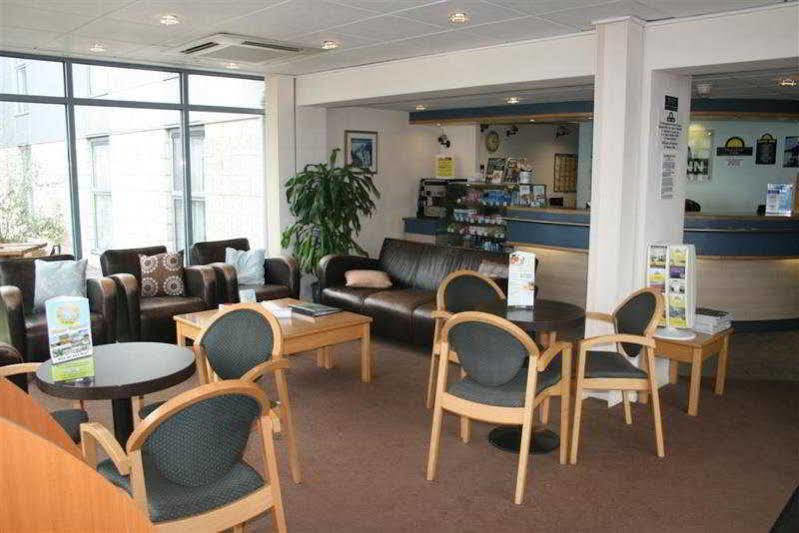 Days Inn By Wyndham London Stansted Airport Birchanger Buitenkant foto