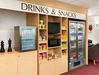 Days Inn By Wyndham London Stansted Airport Birchanger Buitenkant foto