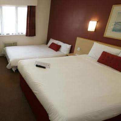 Days Inn By Wyndham London Stansted Airport Birchanger Buitenkant foto